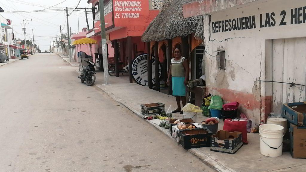 street vendor at El Cuyo yucatan