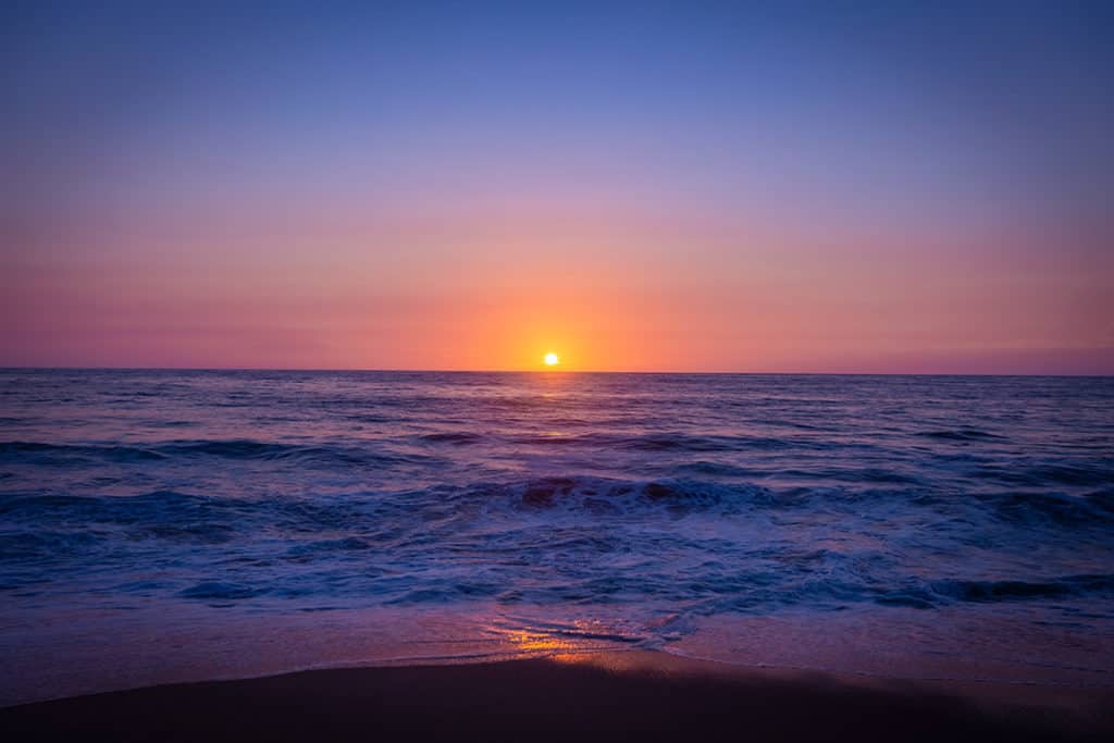 sunset on the ocean- how to get around in Mexico