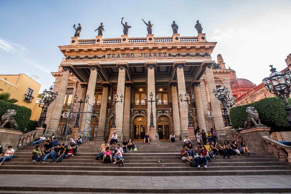 teatro juarez in guanajuato