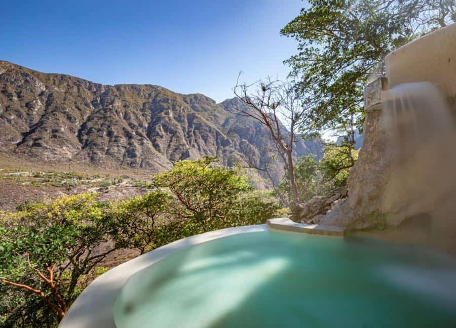 PRIVATE POOL OVERLOOKING THE CANYON