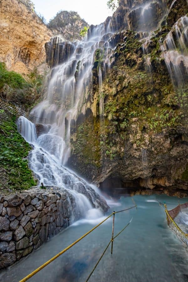 Las grutas de Tolantongo Waterfalls
