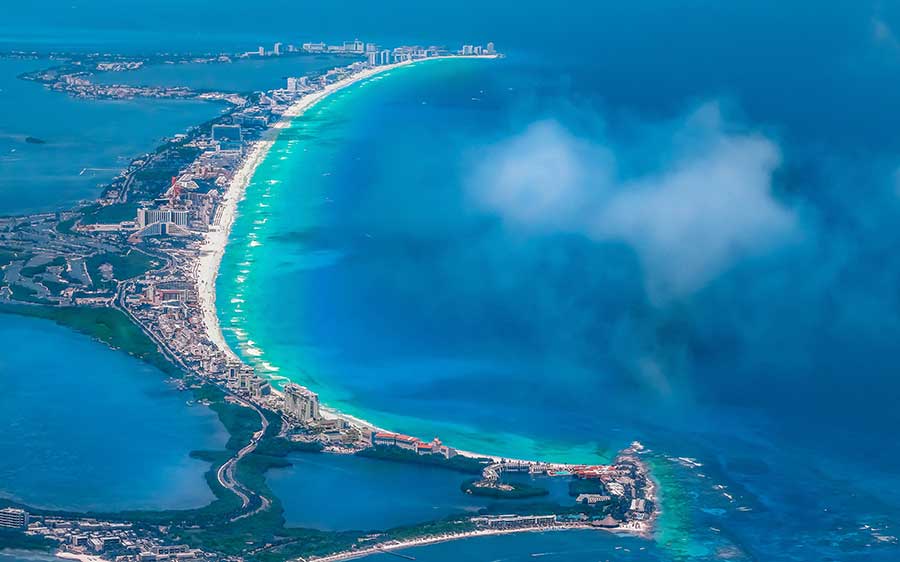 isla mujeres aerial