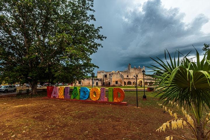 Valladolid sign