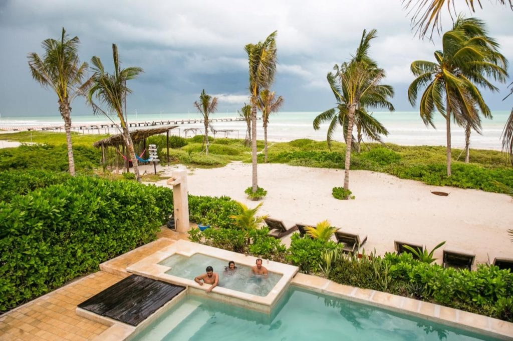 Hotel Casa Cielo pool and beach