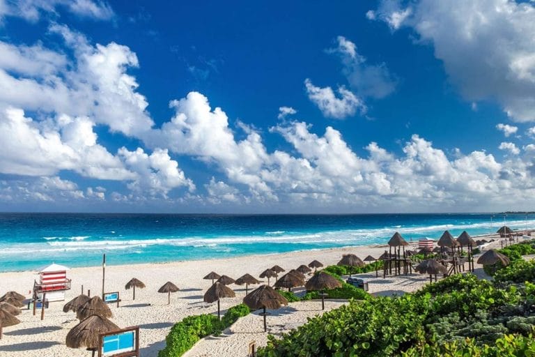 Cancun Playa Delfines