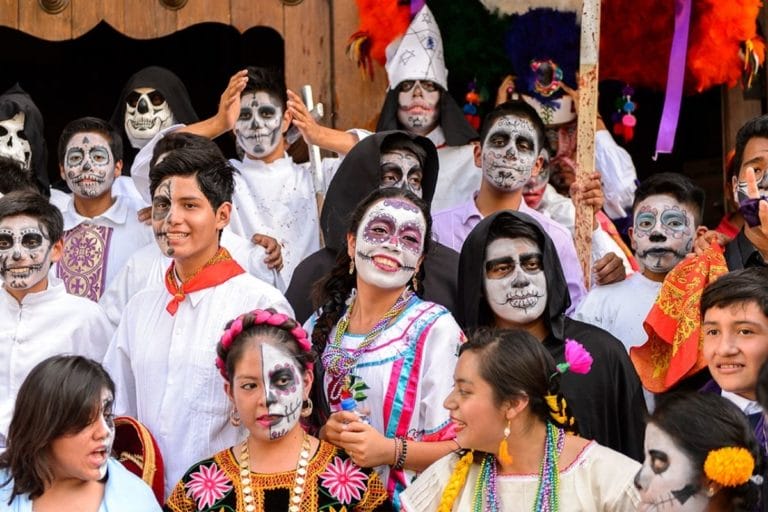 Day of the dead Masked people