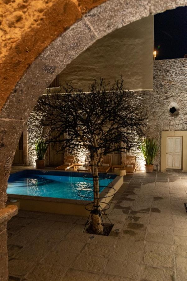 Hotel Nena Pool