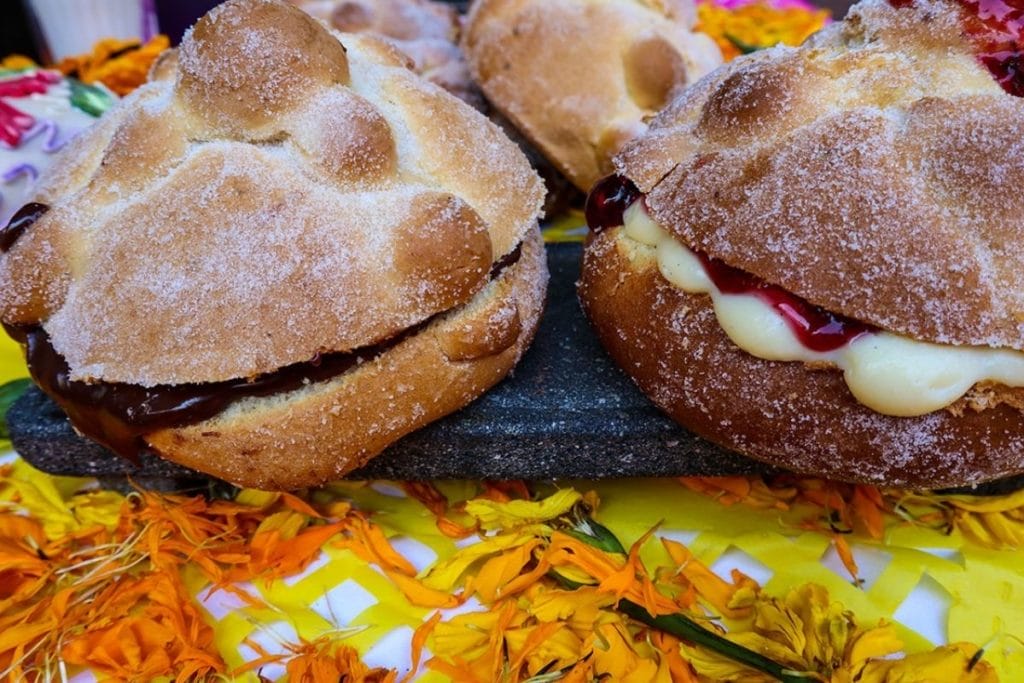 Pan de Muertos