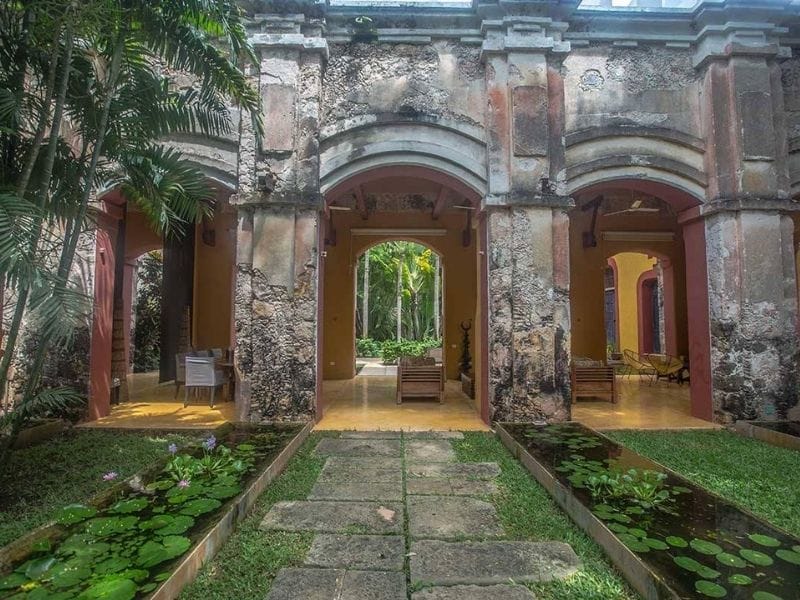 Hacienda Sac Chic