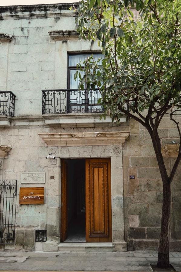 Casa Antonieta entrance - Hotels in Oaxaca