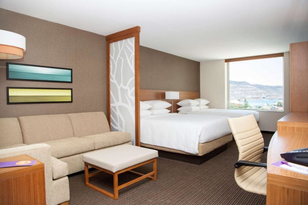 Hyatt Place Overview room