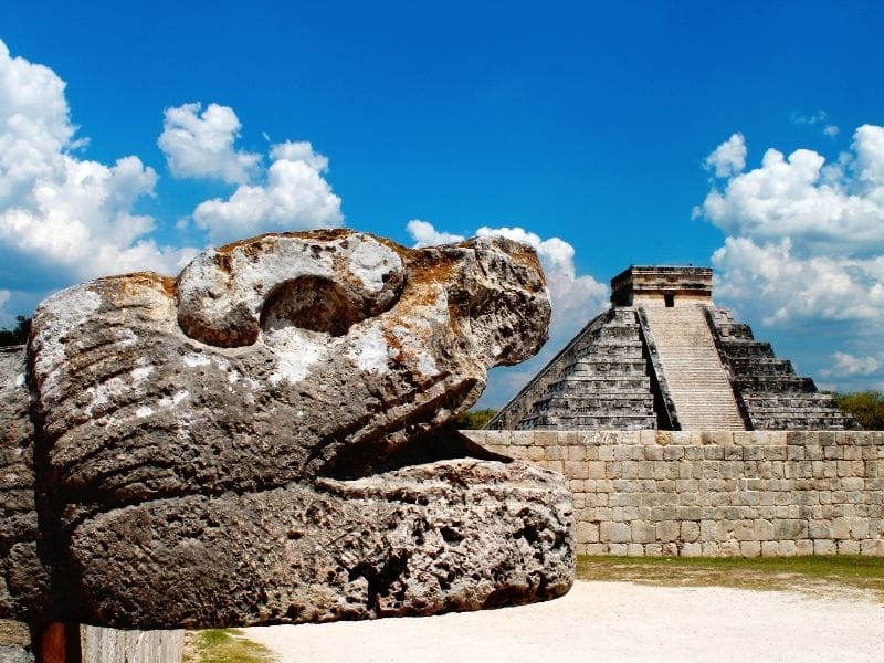 Chichen Itza Serpiente head