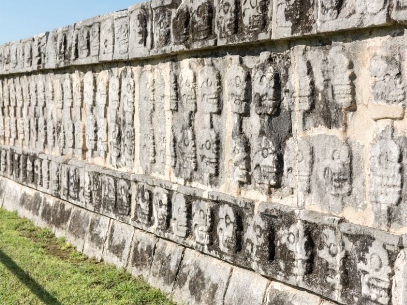 CHICHEN ITZA SCULPTURE ON A WALL