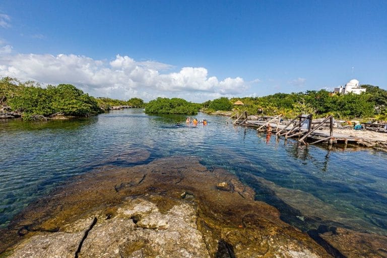 Caleta Yal Ku