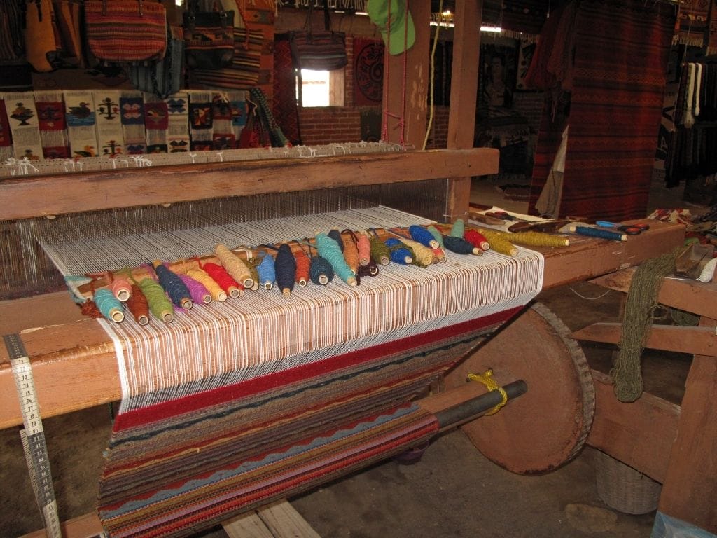 Teotitlan del valle weaving machine