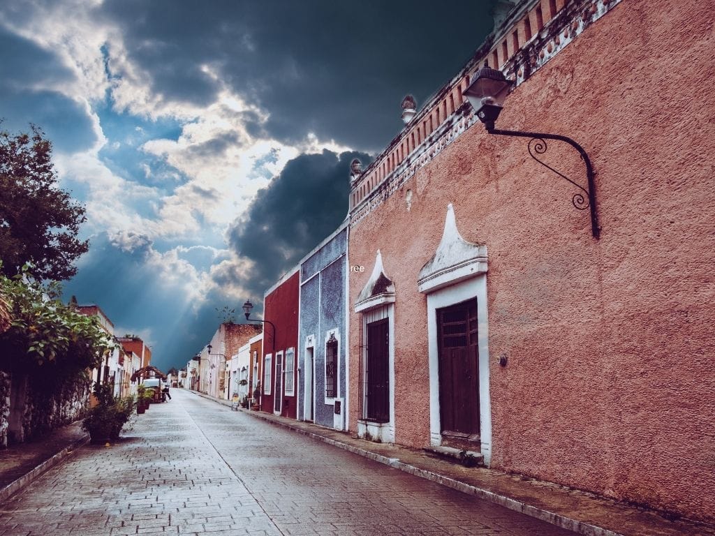 Valladolid Mexico street