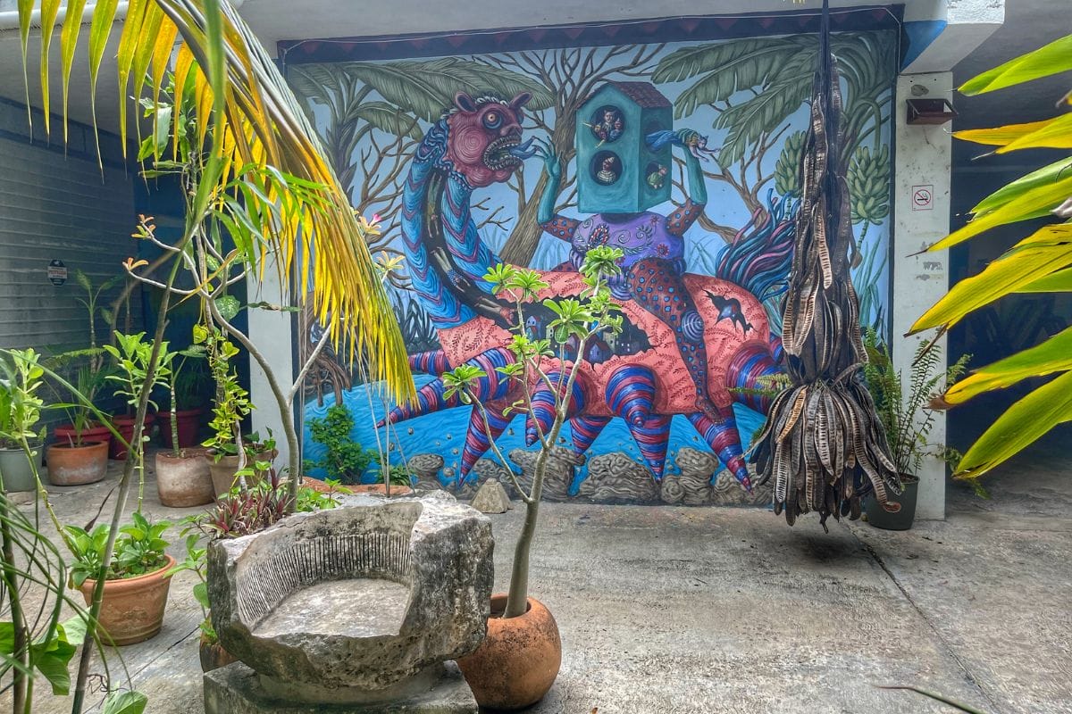 EL manati murals