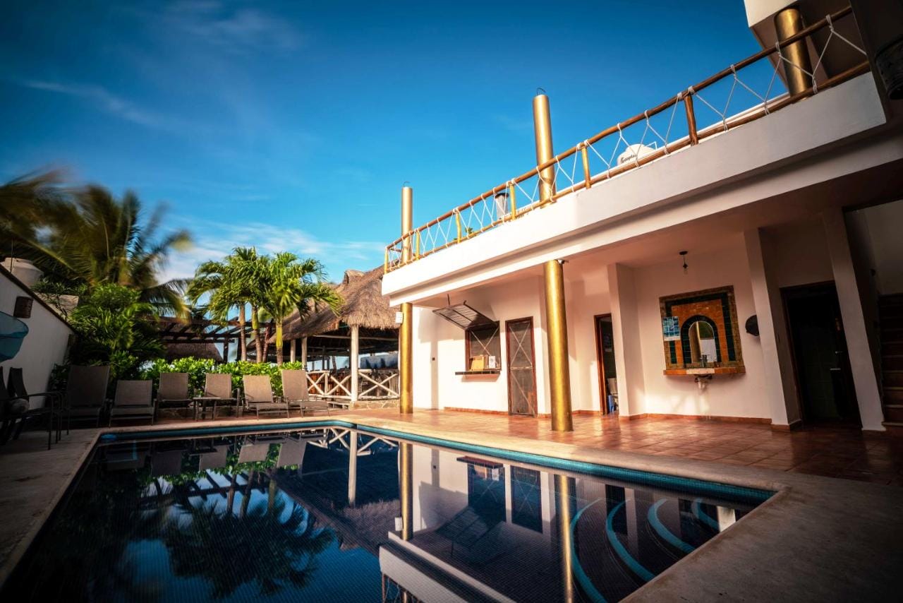 Skulls pool