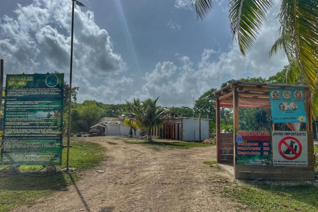 Lol hA balneario entrance 