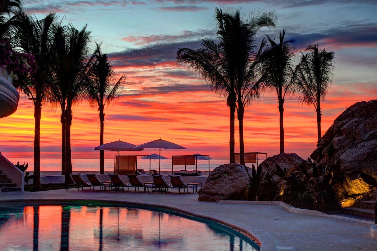 Mar del Cabo by Vela Resort Sunset