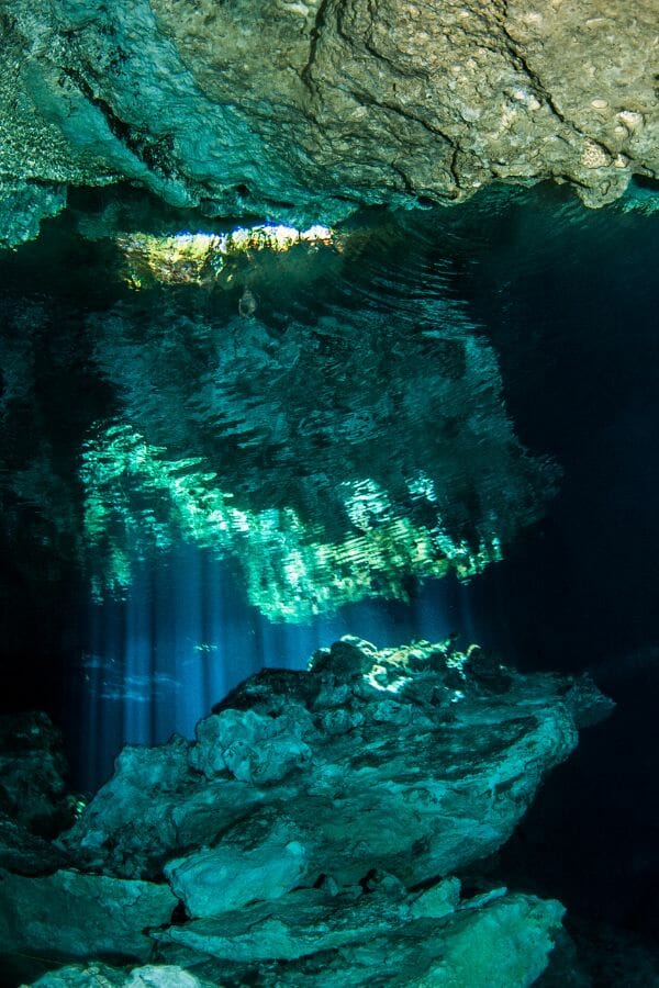 Taj Ma cenote
