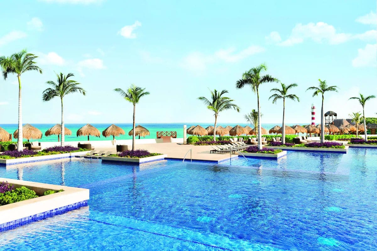 Turquize Hyatt Cancun all inclusive Pool