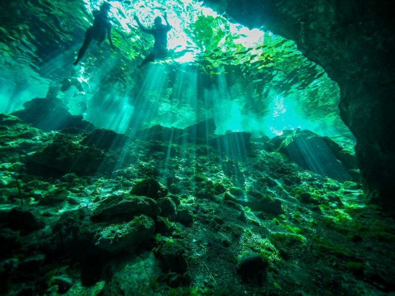 CENOTE DIVING