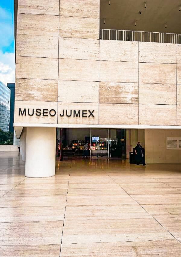 Jumex. museum entrance