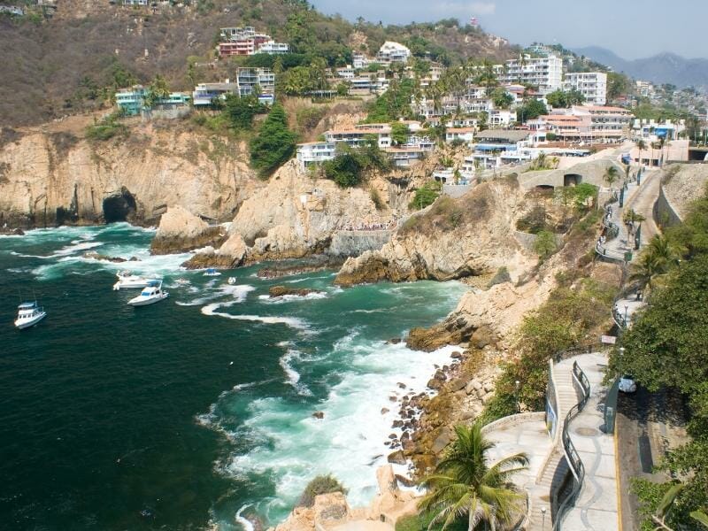 cliffs of Acapulco Mexico - Where to stay in Acapulco