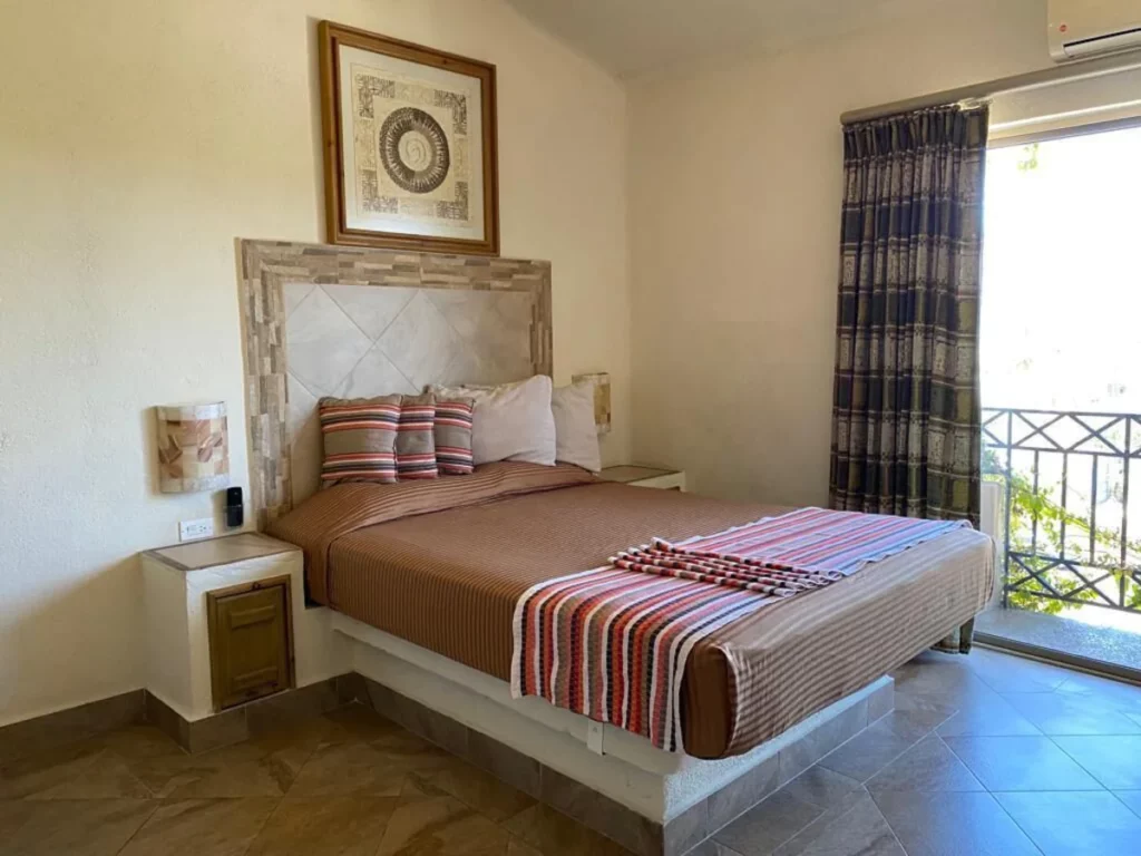Cabo Vista Hotel