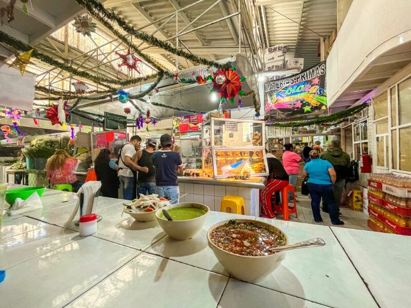 Food Tour mercado Embajador
