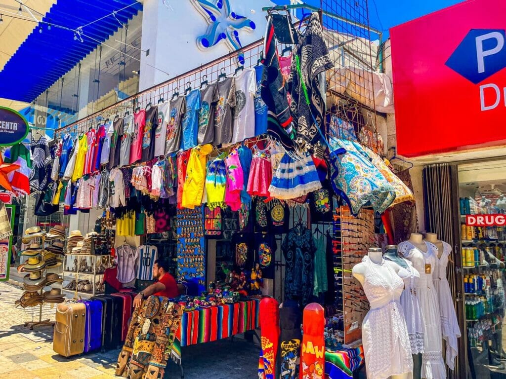 View of a small souvenir shop selling a lot of variety of items on 5th Avenue.