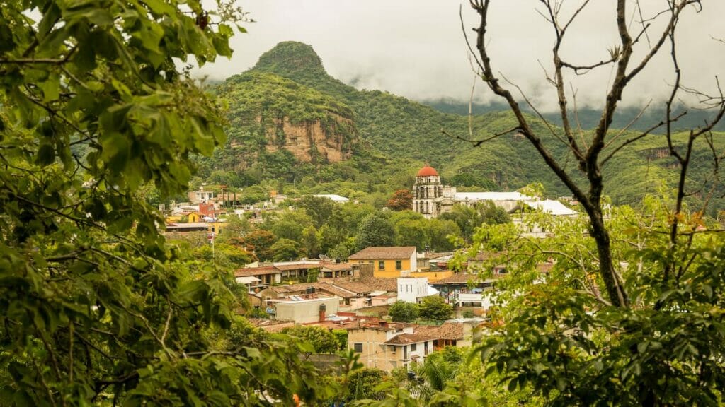 View of the small town of Malinalco.