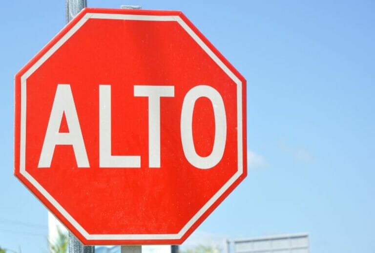 Alto Sign in Mexico