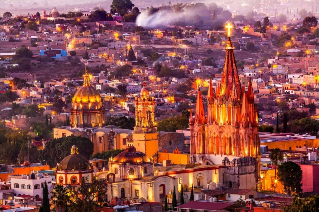 Aerial view of the San Miguel de Allende at night