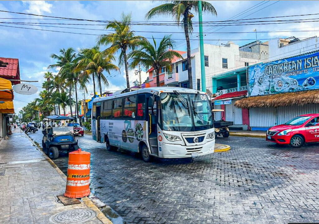 A bus in Isla Mujeres.