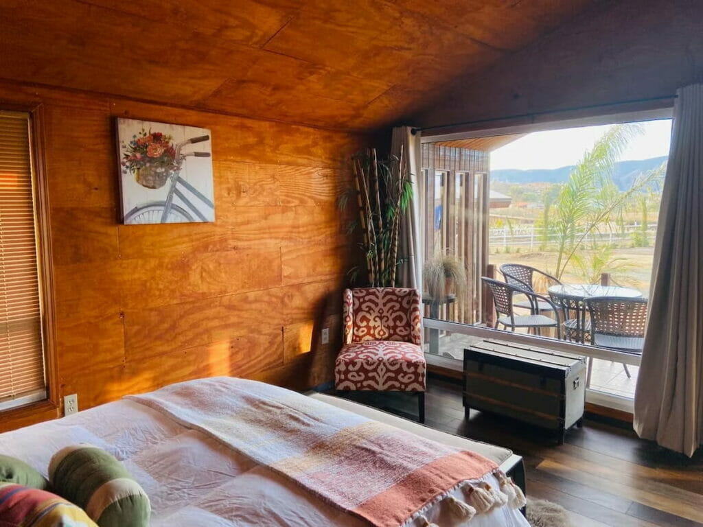 Paraiso del Valle room with balcony.