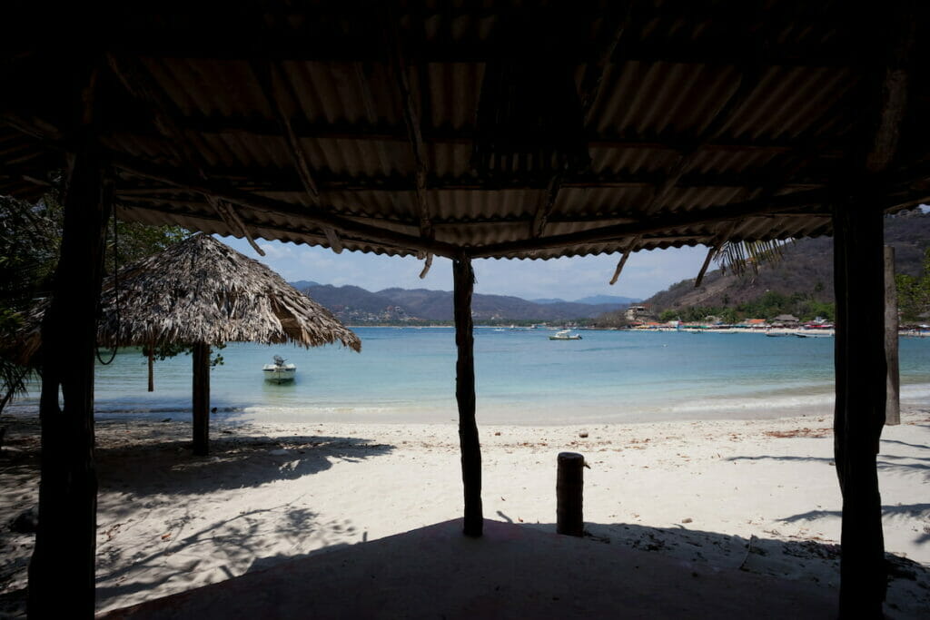 A hut in Playa Las Gatas.