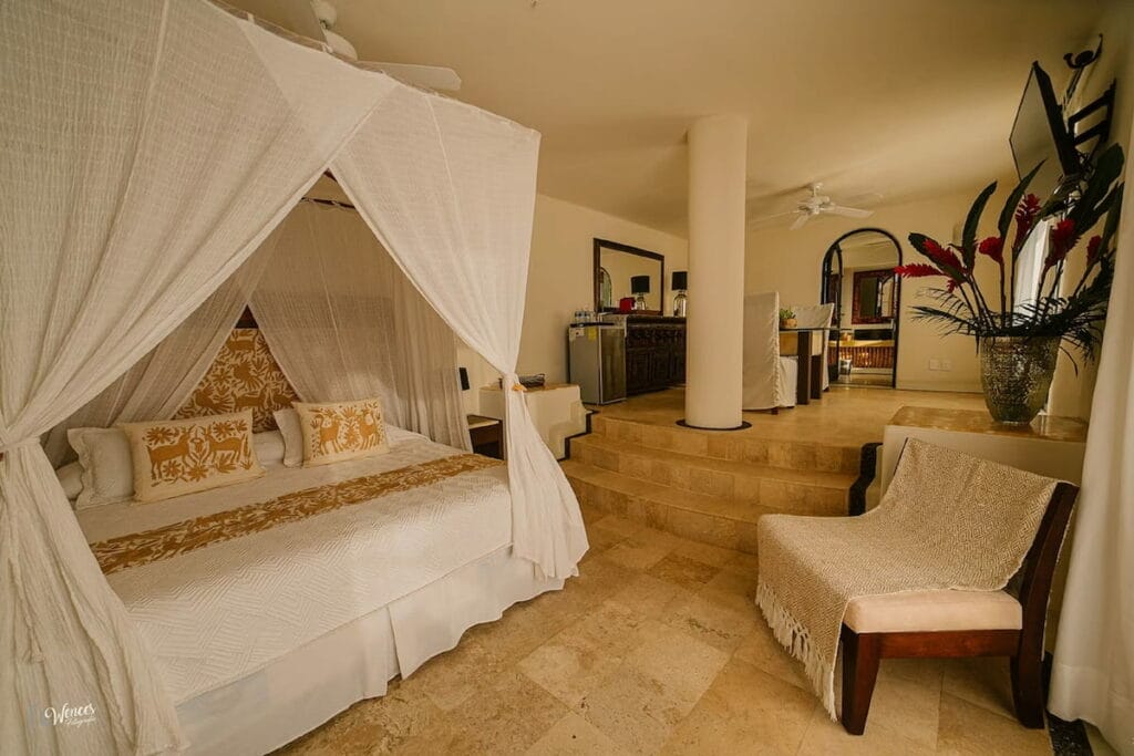 Tentaciones Hotel & Lounge Pool.