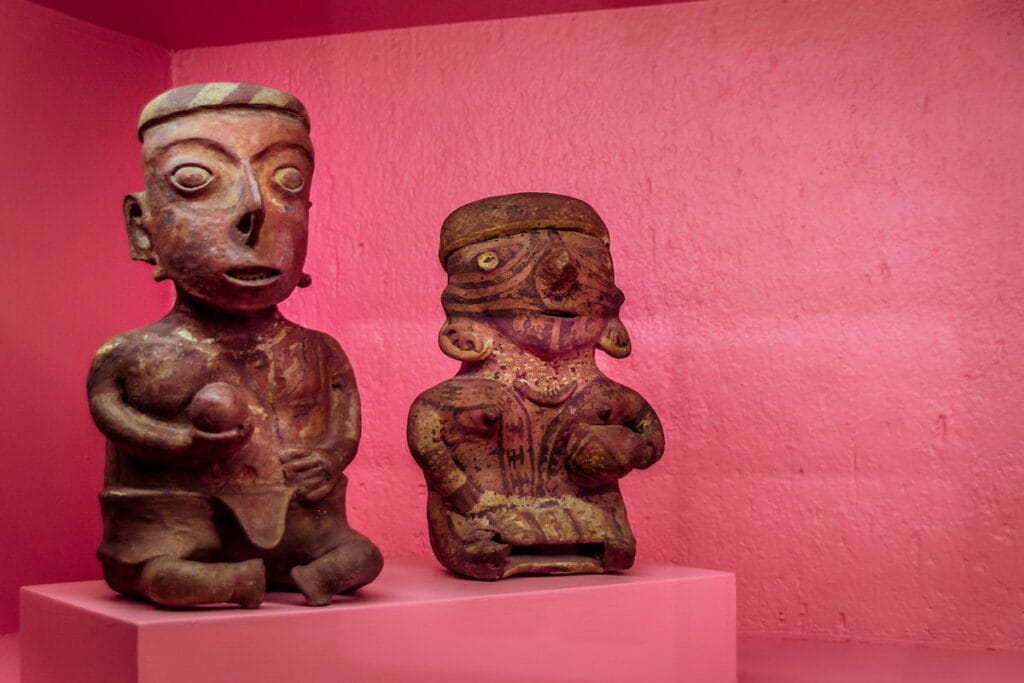Rufino Tamayo's art statue.