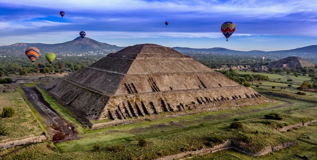 Hot air balloons above Teotihuacan Pyramids.