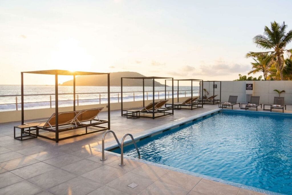 Hilton double treee pool view