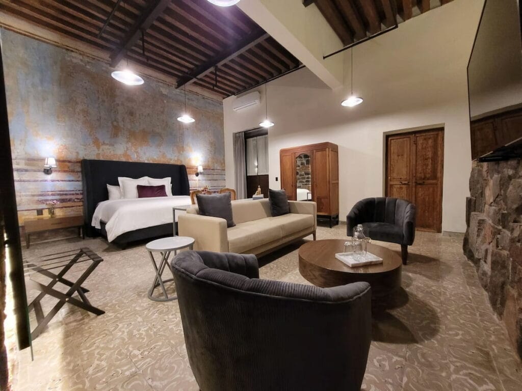 Modern style room at Milo Collection.