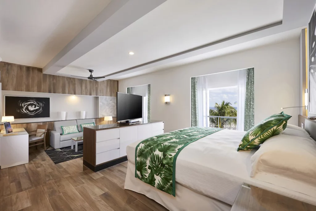 Spacious room in Riu Palace Riviera Maya.