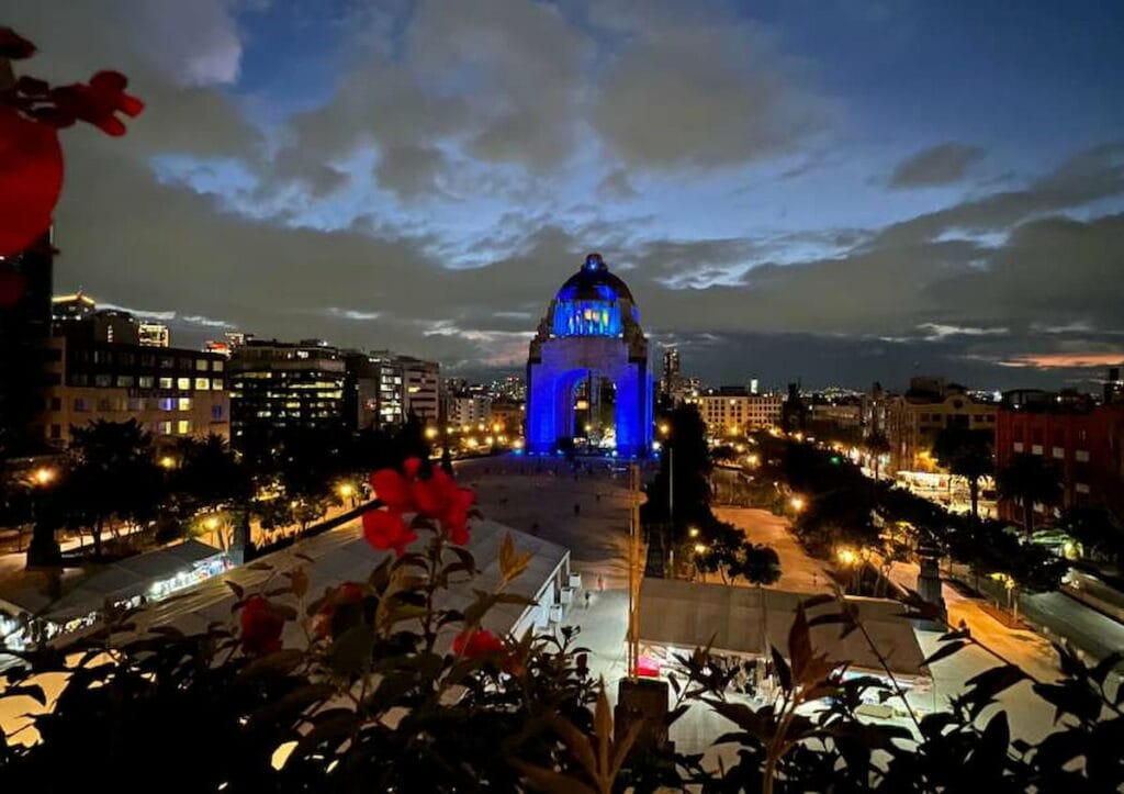 Mexico at night in Mirador Monumento a la Revolución.