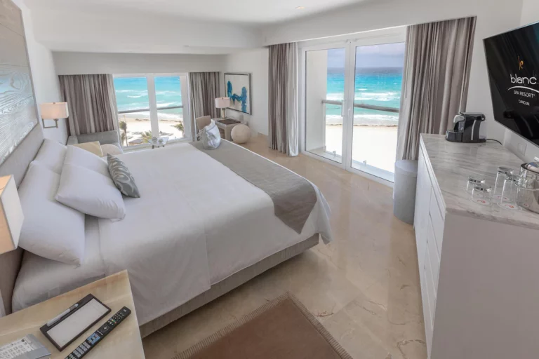 Le Blanc Resort and Spa