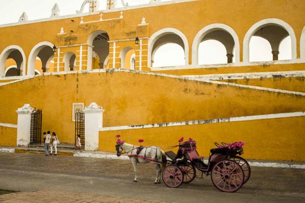 Izamal: The magic yellow town - Boundless Roads