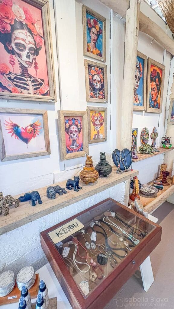 art gallery