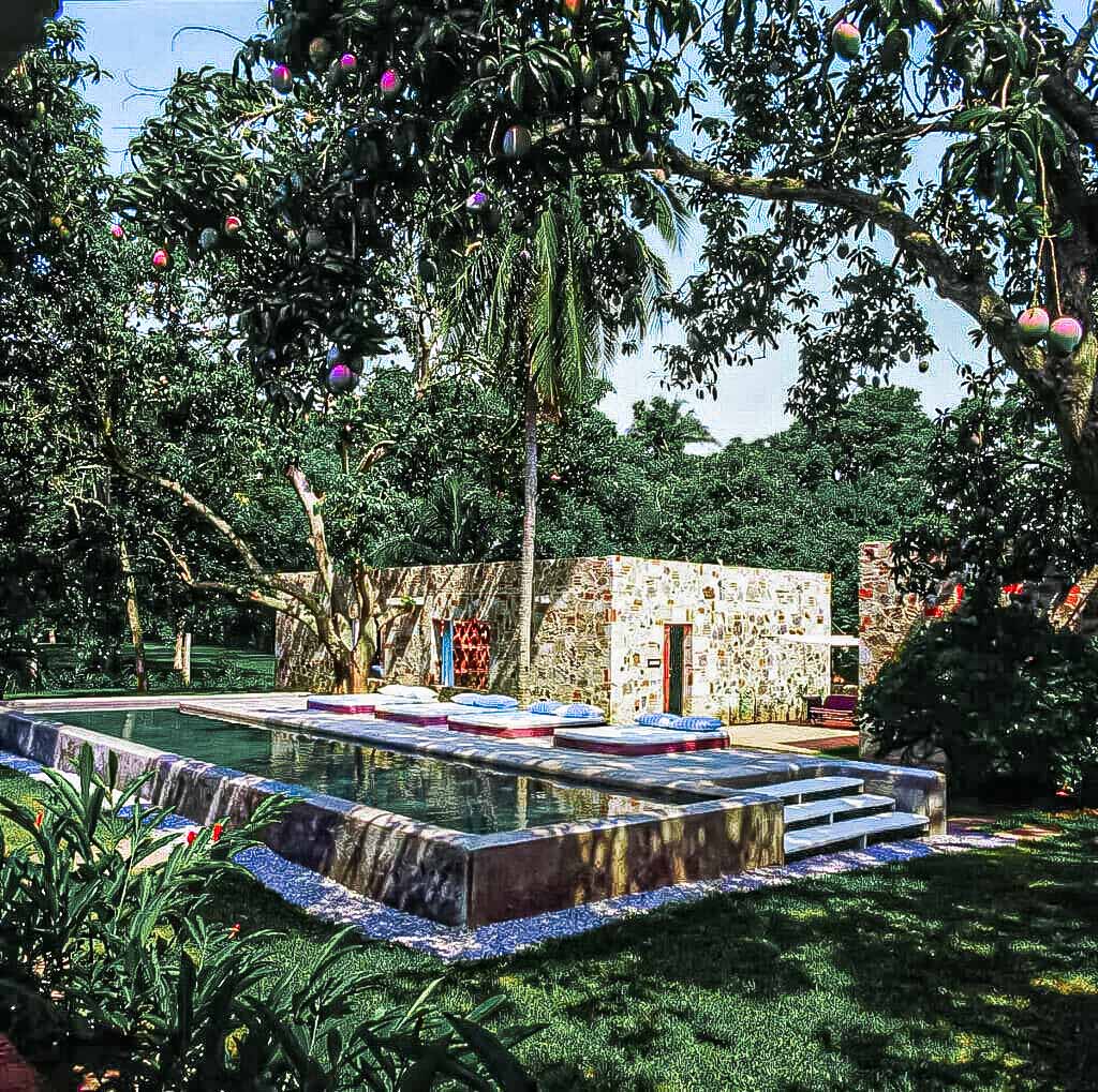 Maison Couturier Hotel Garden and pool