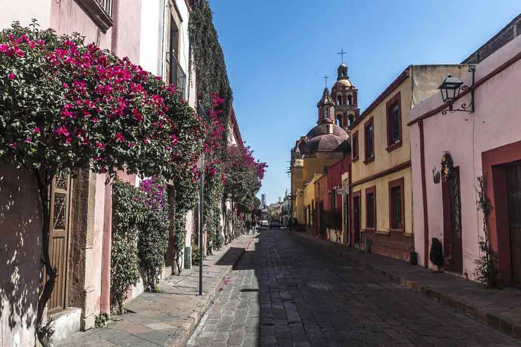 Santiago de Queretaro - Boundless Roads